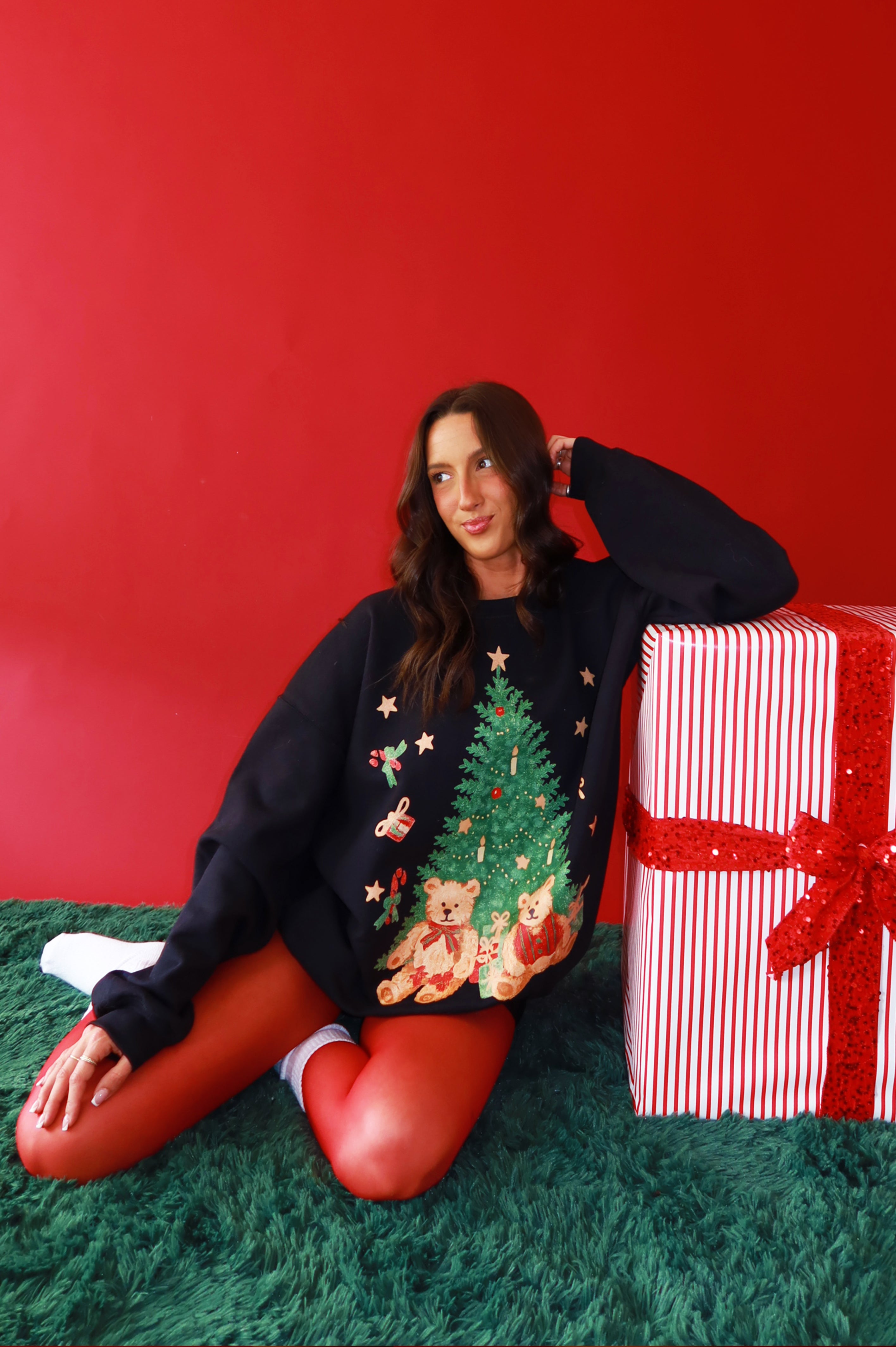 Vintage Bear Crewneck: Black