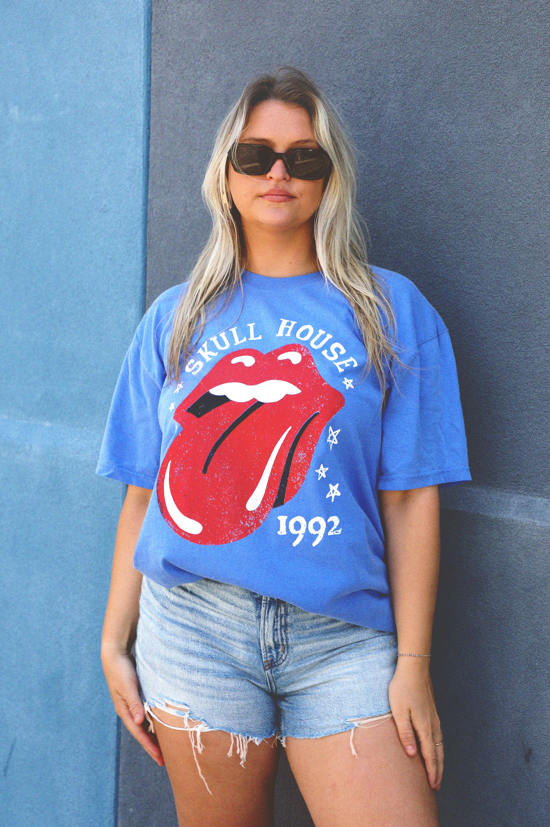 Lips Tee: Chalky Blue