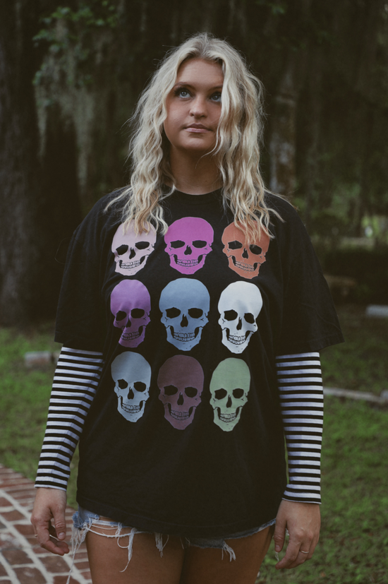 Skull Party Tee: Black